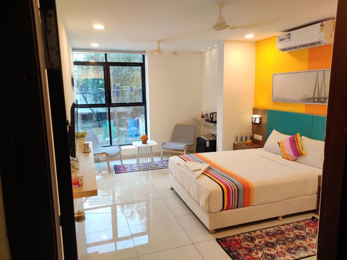 Hotel White Fields Hitec City, Hyderabad Esterno foto