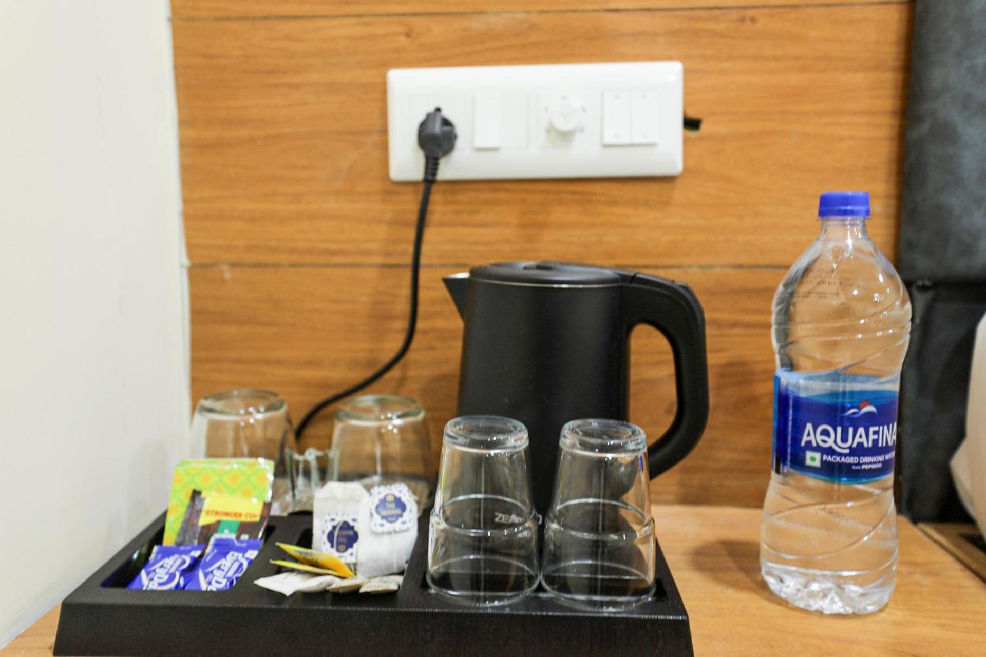 Hotel White Fields Hitec City, Hyderabad Esterno foto