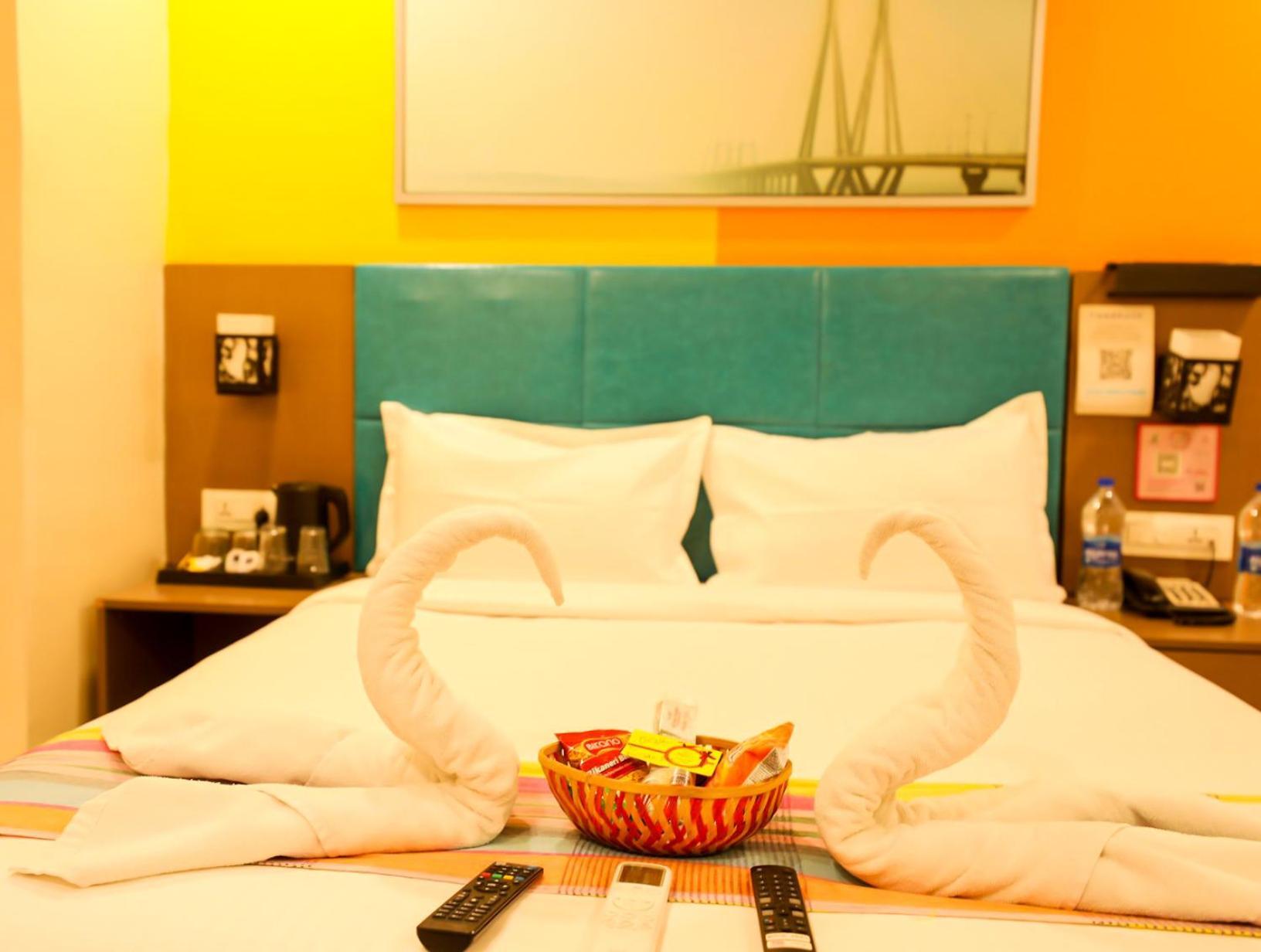 Hotel White Fields Hitec City, Hyderabad Esterno foto