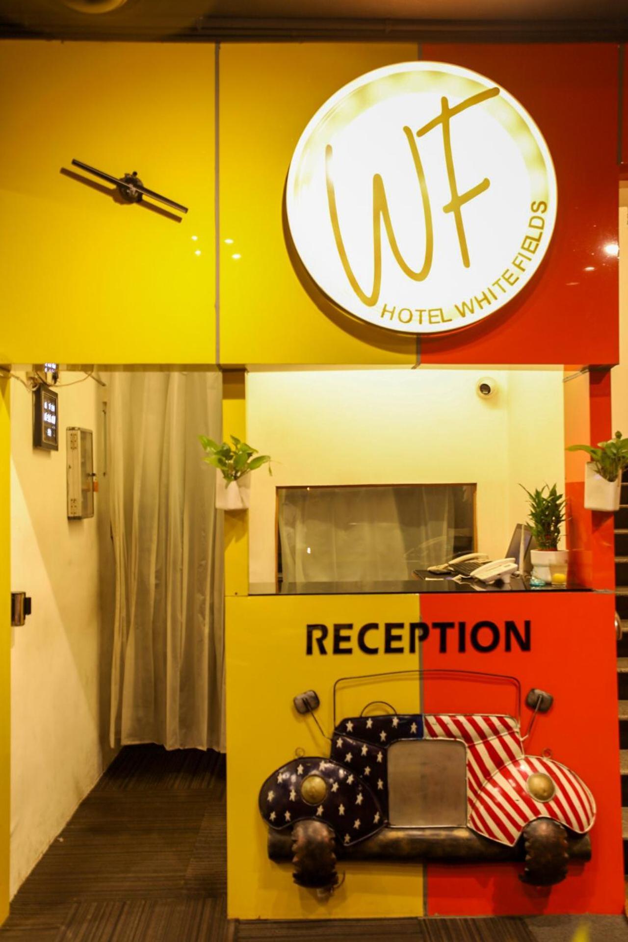 Hotel White Fields Hitec City, Hyderabad Esterno foto